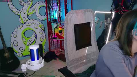 CUMpotikEve online show from 3, 3, 2026