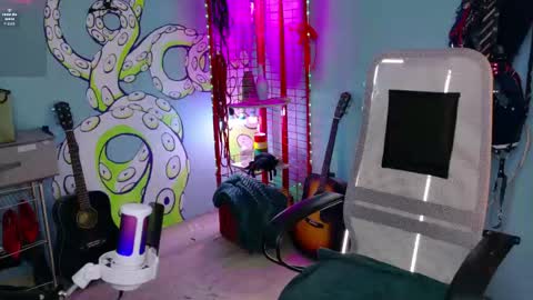 CUMpotikEve online show from 12, 4, 2026