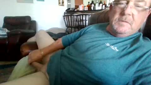 Snapshot of cumsalot55797187 chatting on 28, 2, 2025 cumsalot55797187 online show from 28, 2, 2025