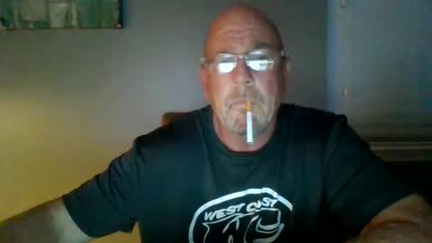 Snapshot of cumsalot55797187 chatting on 5, 3, 2025 cumsalot55797187 online show from 5, 3, 2025