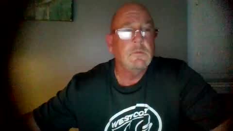 Snapshot of cumsalot55797187 chatting on 30, 11, 2025 cumsalot55797187 online show from 30, 11, 2025