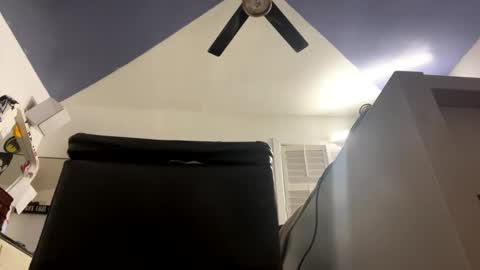 Snapshot of cumsinmealot chatting on 18, 12, 2024 Aprilia online show from 18, 12, 2024