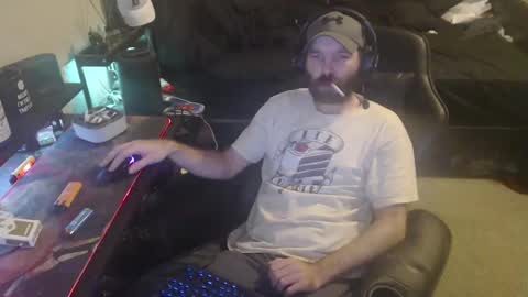 Snapshot of cumslinger2003 chatting on 20, 1, 2025 cumslinger2003 online show from 20, 1, 2025