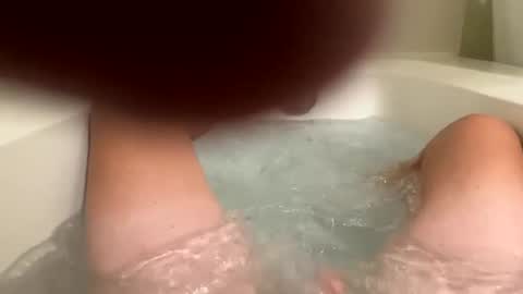 Snapshot of cumslowlyforu chatting on 28, 12, 2024 cumslowlyforu online show from 28, 12, 2024