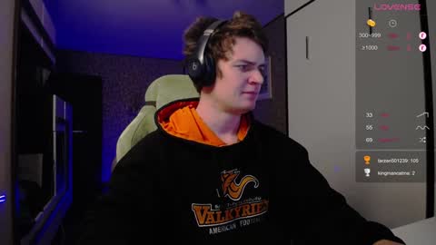 Snapshot of cumzan_ chatting on 7, 2, 2025 Tarzan online show from 7, 2, 2025