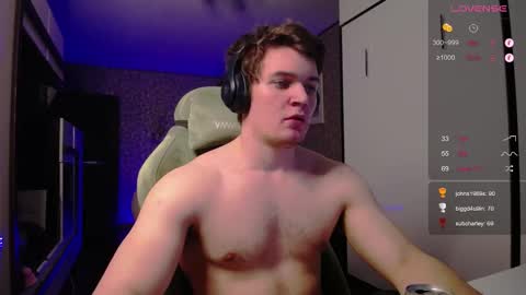 Snapshot of cumzan_ chatting on 13, 2, 2025 Tarzan online show from 13, 2, 2025