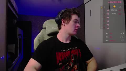 Snapshot of cumzan_ chatting on 17, 2, 2025 Tarzan online show from 17, 2, 2025