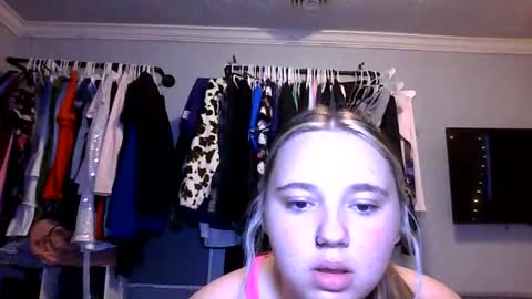 cuntycassie online show from 13, 5, 2026