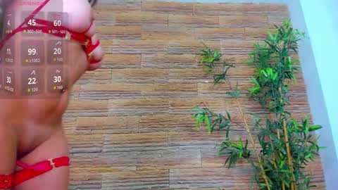 cupcake_izzy online show from 30, 11, 2025