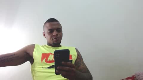 Snapshot of cuplex_hotlatina94 chatting on 5, 12, 2024 dominic and julieta... independent models online show from 5, 12, 2024