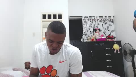 Snapshot of cuplex_hotlatina94 chatting on 21, 1, 2025 dominic and julieta... independent models online show from 21, 1, 2025