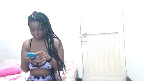 Snapshot of cuplex_hotlatina94 chatting on 17, 9, 2025 dominic and julieta... independent models online show from 17, 9, 2025