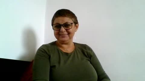 couple online show from 7, 10, 2025