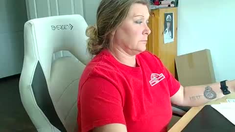 curious couple online show from 10, 2, 2025