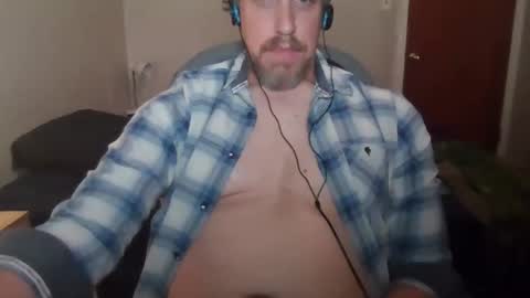 Snapshot of curiousg38 chatting on 28, 3, 2026 curiousg38 online show from 28, 3, 2026