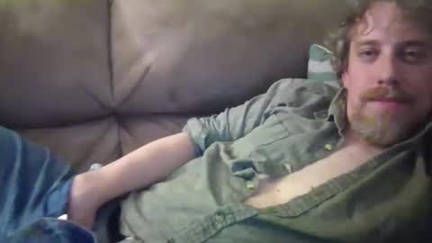 Snapshot of curiousg38 chatting on 5, 4, 2026 curiousg38 online show from 5, 4, 2026