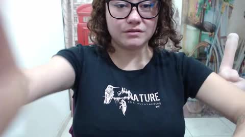 Snapshot of curly_greeneyed chatting on 8, 1, 2026 Vannesa online show from 8, 1, 2026