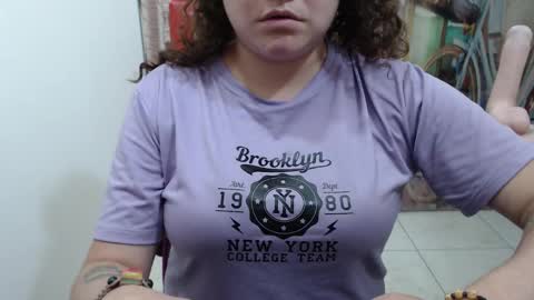 Snapshot of curly_greeneyed chatting on 14, 1, 2026 Vannesa online show from 14, 1, 2026