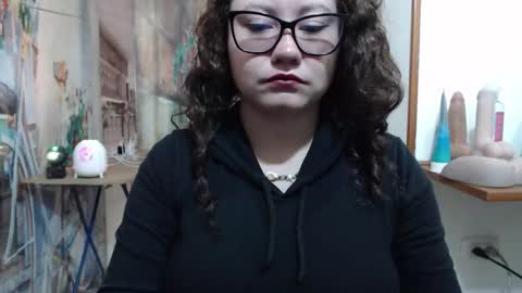 Snapshot of curly_greeneyed chatting on 18, 2, 2026 Vannesa online show from 18, 2, 2026