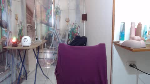 Snapshot of curly_greeneyed chatting on 26, 2, 2026 Vannesa online show from 26, 2, 2026