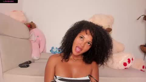 Curly  -  OF- CURLY SWEETT online show from 28, 7, 2026