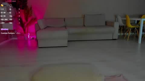 Antonia online show from 17, 11, 2025