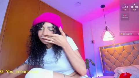 Snapshot of curlyrose_ chatting on 7, 1, 2026 Rose online show from 7, 1, 2026