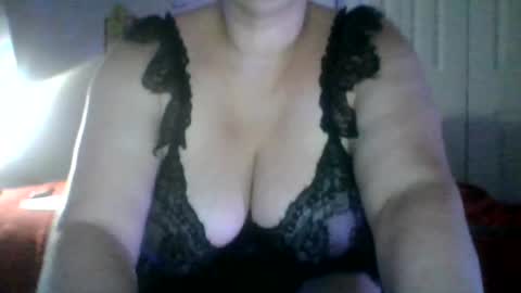 Snapshot of curvyclan chatting on 10, 7, 2026 curvyclan online show from 10, 7, 2026