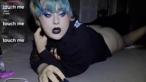 Curvygothfemboy online show from 11, 2, 2025