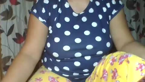 Snapshot of curvyladyxx289 chatting on 2, 12, 2025 curvyladyxx289 online show from 2, 12, 2025