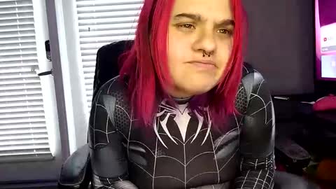 Snapshot of curvylucifinaxxx chatting on 2, 12, 2024 Lucifina ganja kittens online show from 2, 12, 2024