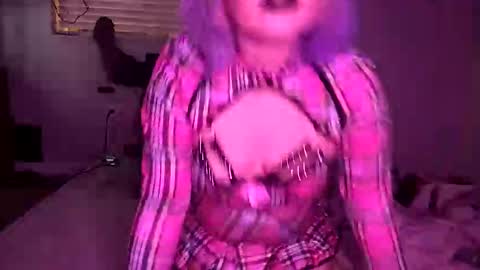 Snapshot of curvylucifinaxxx chatting on 3, 2, 2025 Lucifina ganja kittens online show from 3, 2, 2025