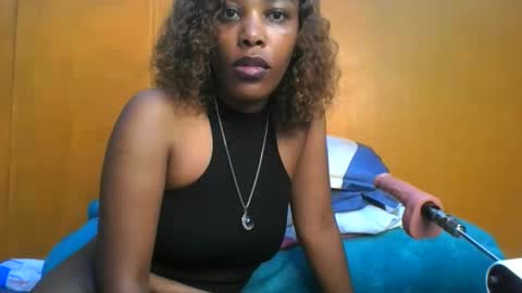 curvylyin online show from 3, 4, 2026