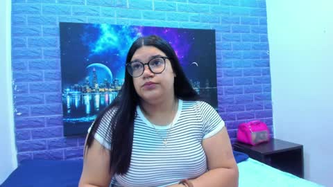 Danna online show from 8, 4, 2026