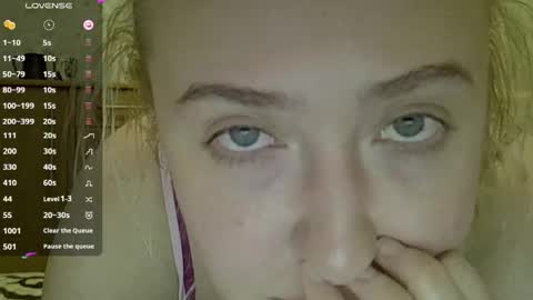 Curvy online show from 8, 3, 2026