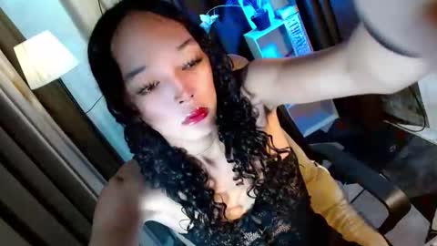 Snapshot of curybb_hanna19 chatting on 9, 11, 2025 BBY CURLYHANNA online show from 9, 11, 2025