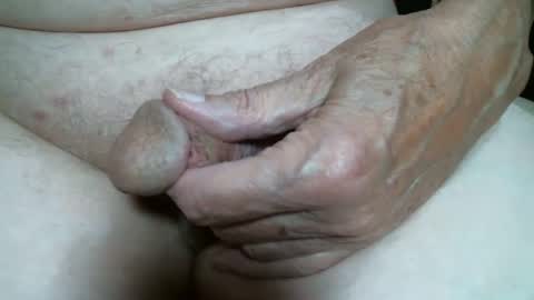 Snapshot of cutandwaxed2 chatting on 5, 10, 2025 BI SMOOTH MATURE SUB online show from 5, 10, 2025