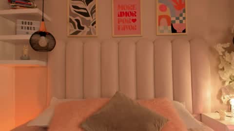 Amber  online show from 14, 12, 2025