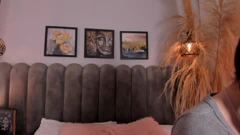 Amber  online show from 17, 4, 2026