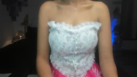 Snapshot of cute_alishaa chatting on 4, 7, 2026 Alisha online show from 4, 7, 2026