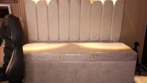 cute_angel_1 online show from 24, 11, 2025