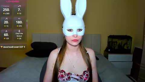 Snapshot of cute_becca_cb chatting on 11, 6, 2026 Becca online show from 11, 6, 2026