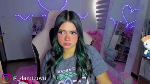 Snapshot of cute_dani__ chatting on 29, 5, 2026 Dani online show from 29, 5, 2026