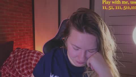 Everyday stream in the same time online show from 27, 12, 2024