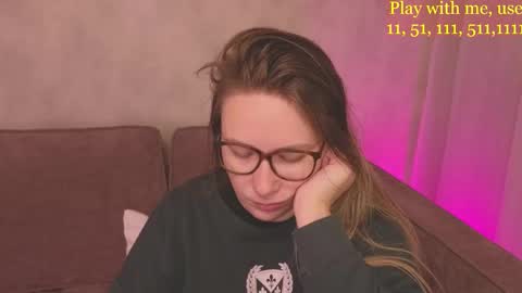 Everyday stream in the same time online show from 26, 11, 2025