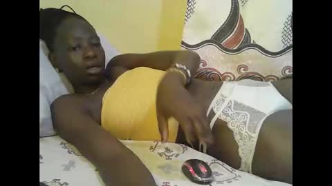 cute_doria online show from 6, 3, 2025