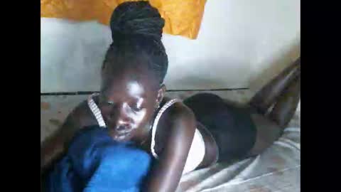 cute_doria online show from 13, 9, 2025