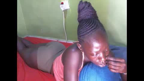 cute_doria online show from 16, 10, 2025