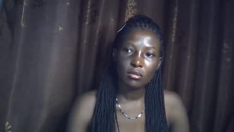 cute_emmy1 online show from 28, 10, 2025