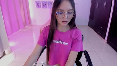 Snapshot of cute_fox_1 chatting on 19, 1, 2026 Bella Fox online show from 19, 1, 2026